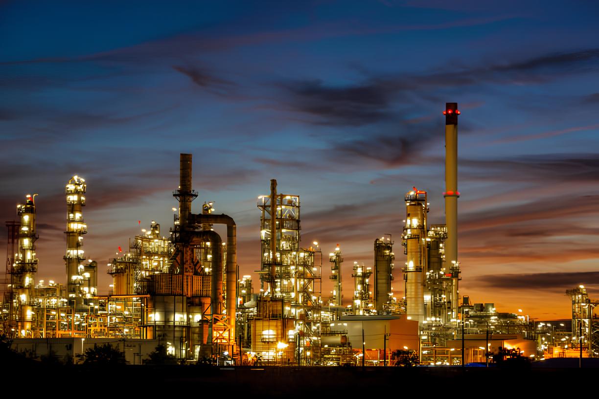 Нефтеперерабатывающий завод